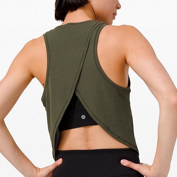 lululemon athletica Tops - NWT Lululemon Fast as Light Mesh Cropped Top